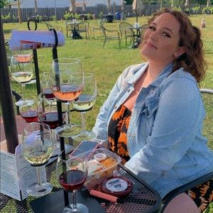 Meet your Posher, Gina